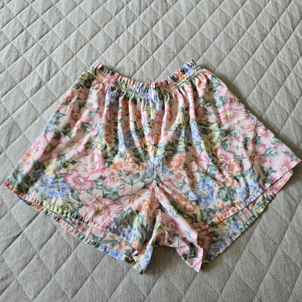 Victoria's Secret Vintage Shorts Floral Small